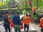 tim-sar-gabungan-temukan-korban-genggelam-di-sungai-lingga-banyumas-jumat-5112021.jpg