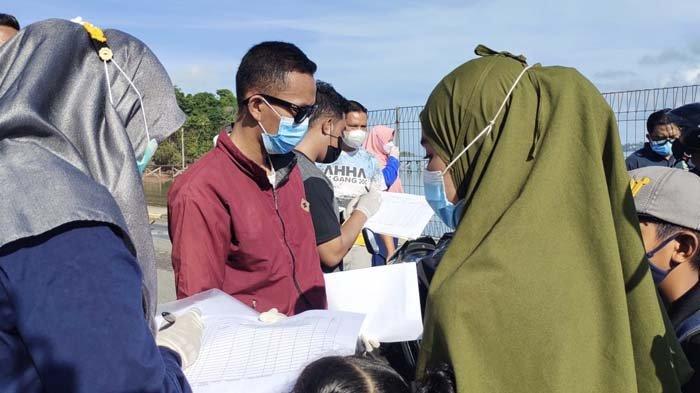 Penumpang ke Lingga Melonjak, Petugas Puskesmas Gencar Screening