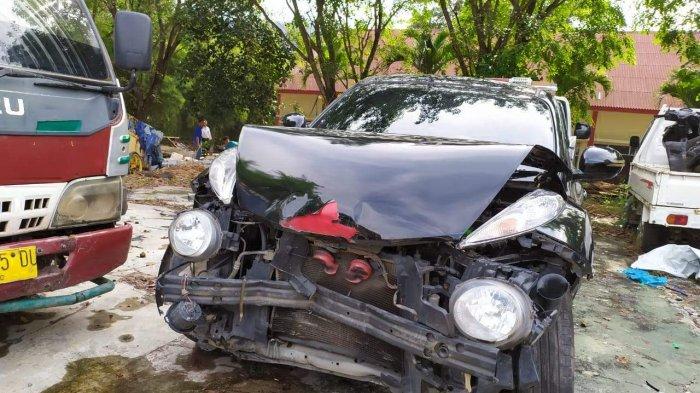 KECELAKAAN DI BATAM - Sebelum Hantam Korban, Mobil Nissan Juke 'Melayang' Keluar Masuk Harbourbay