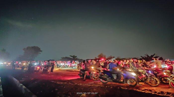 Warga Batam Keluhkan Jalan Depan Golden Prawn Sering Macet, Mobil Tak Gerak