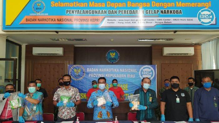Tiga Orang Masih Buron, BNNP Kepri Musnahkan Sabu Hasil Tangkapan di Tanjungpinang & Bintan