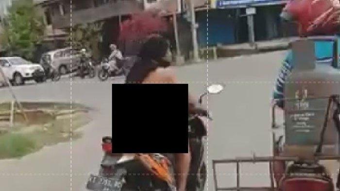 VIRAL Wanita Tanpa Busana Naik Motor Keliling Kota, Para Pengguna Jalan Syok dan Kaget