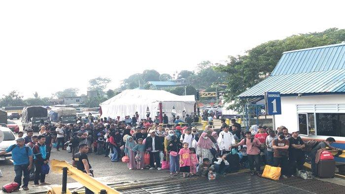 Calon Penumpang Roro Batam Geram, Delay Hingga 4 Jam, Baru Berangkat Malam Hari