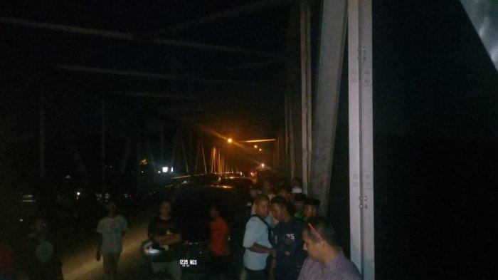 BREAKING NEWS, Bambang Siswa  SMPN 52 Batam yang Tenggelam di Jembatan Nongsa Pura Belum Ditemukan