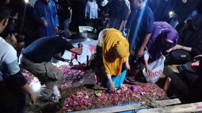 Fakta-fakta Tiga Bocah Tenggelam di Batam saat Berenang di Pantai Batu Merah