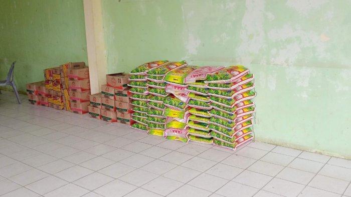 PULUHAN Paket Sembako Gratis Tahap II Masih Belum Diambil Penerima, Tersimpan di Kantor Lurah