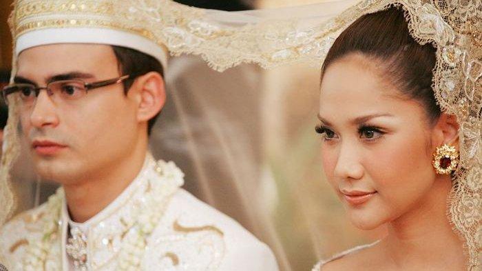 Cerita Pilu Kebaya Nikah BCL & Ashraf Sinclair, Hilang Sesaat hingga Desainer Menangis: Janji Setia