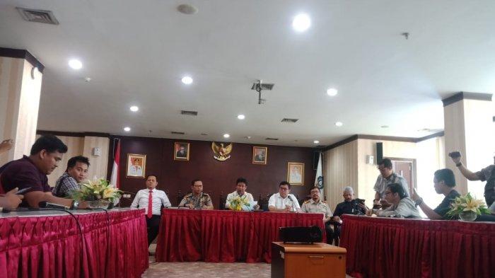 Plt Gubernur Kepri Janji Cabut Izin Perusahaan Jika Terbukti Terlibat Karhutla