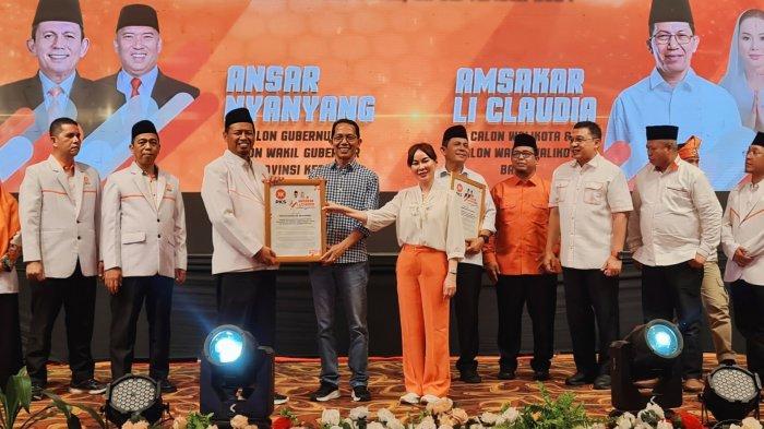 Di Acara Konsolidasi PKS Kepri, Amsakar-Li Claudia Perkenalkan 7 Program Prioritas