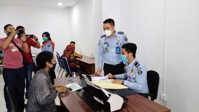 KABAR GEMBIRA! Kini Warga Batam Bisa Kembali Urus Paspor di Mall Botania 2