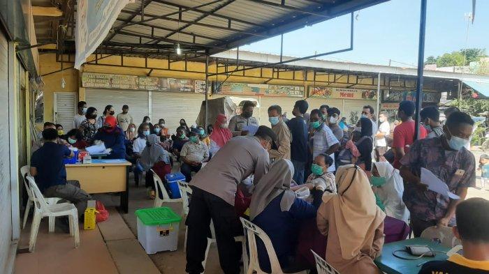 Masih Ada Warga Batam Enggan Divaksin, Ketua RW Sengkuang : Kalau Bisa Diselingi Pemberian Bantuan