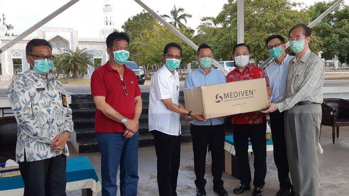 Assist for Handling Covid-19, Batam Entrepreneurs Attach Handwashing Equipment in Public Areas