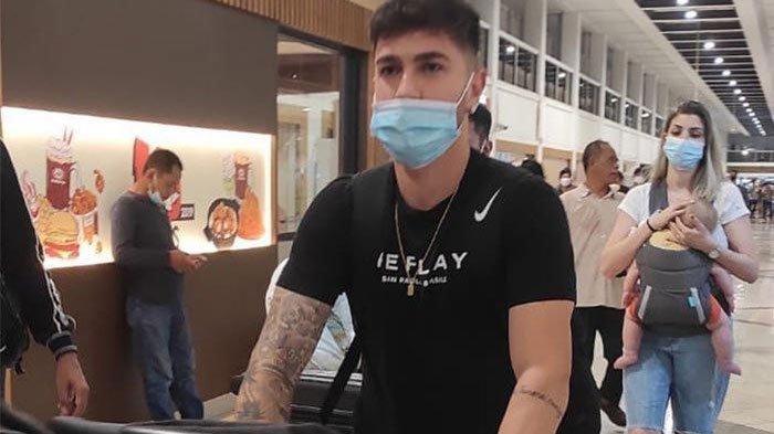 Takut Cedera, Aji Santoso Beri Waktu Istirahat Untuk Higor Vidal, Gelandang Serang Anyar Persebaya