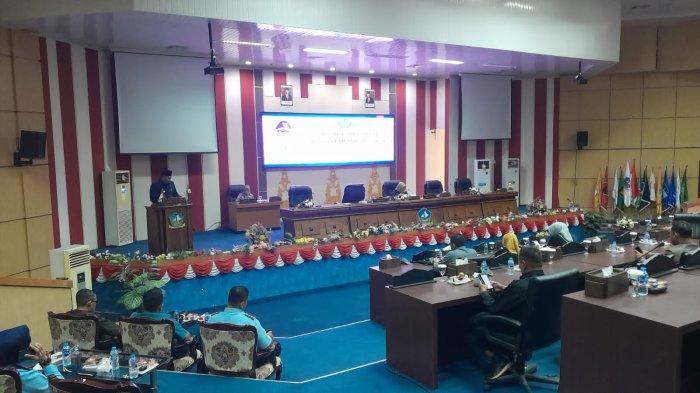 Belasan Anggota DPRD Bintan Walk Out Saat Paripurna Terkait Usulan Nama Calon Wabup