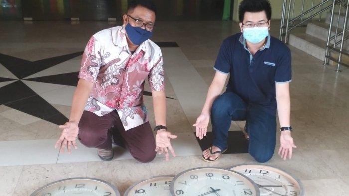 4 Jam Dinding Simpang Jam Diserahkan, Disbudpar Batam Tambah Koleksi Museum Raja Ali Haji