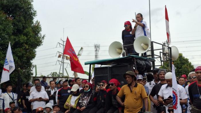 Koalisi Rakyat Batam Demo, Minta Pekerja Subkon PT ASL Shipyard Jadi Karyawan Tetap