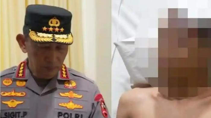 Ekspresi terduga pelaku (kanan) ledakan di SMAN 72 Jakarta saat dijenguk Kapolri