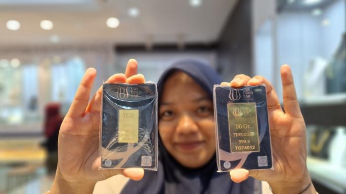 Harga Emas Pegadaian Hari Ini Kamis 6 November 2025, Emas Batangan UBS Rp2.360.000 per Gram