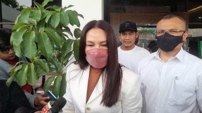 Nikita Mirzani Dikawal 40 Jaksa, Fitri Salhuteru: Lebih dari Ferdy Sambo