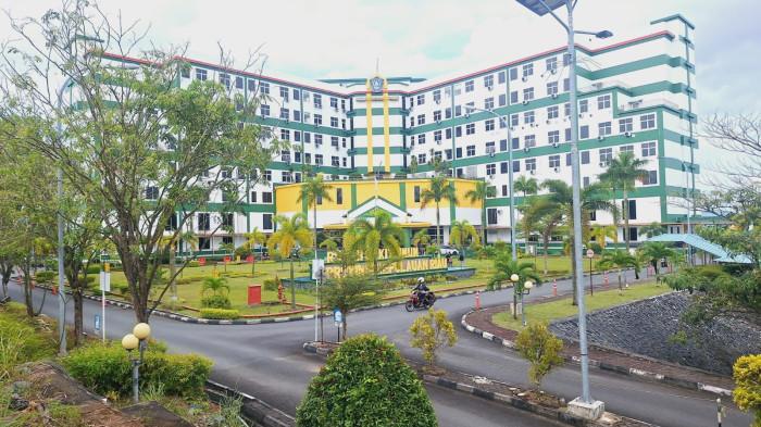 VIDEO VIRAL  - Gedung Rumah Sakit Umum Daerah (RSUD) Raja Ahmad Tabib (RAT) Tanjungpinang, Kepulauan Riau (Kepri).  Pelayanan kesehatan di RSUD RAT di Tanjungpinang viral di media sosial