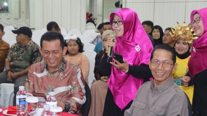 Gubernur Kepri di Batam Bersama Amsakar Achmad Hadiri Mubes Warga Kijang Bintan