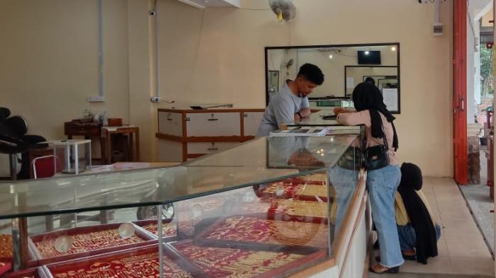 Harga Emas Perhiasan di Natuna Hari ini Jumat 24 Oktober, Emas 24 Karat Rp2.370.000 per Gram