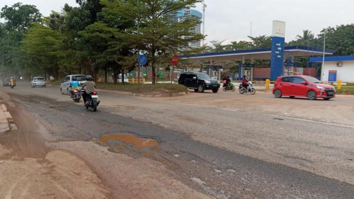 JALAN DUYUNG BATAM - Kondisi jalan Duyung, Kecamatan Batu Ampar, Kota Batam, Provinsi Kepri, Senin (6/10/2025).