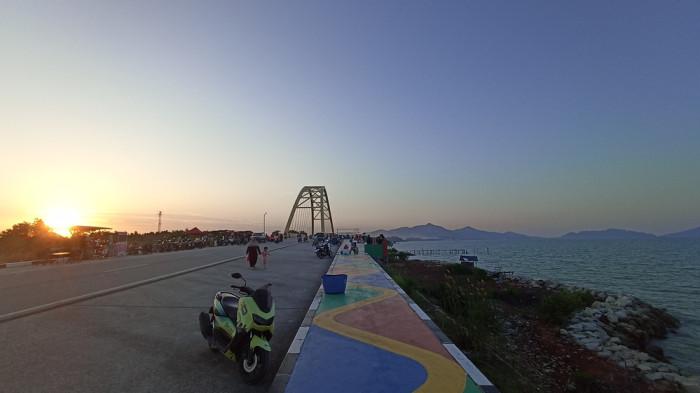Jembatan Kuning Karimun Kini Jadi Destinasi Wisata Warga Karimun