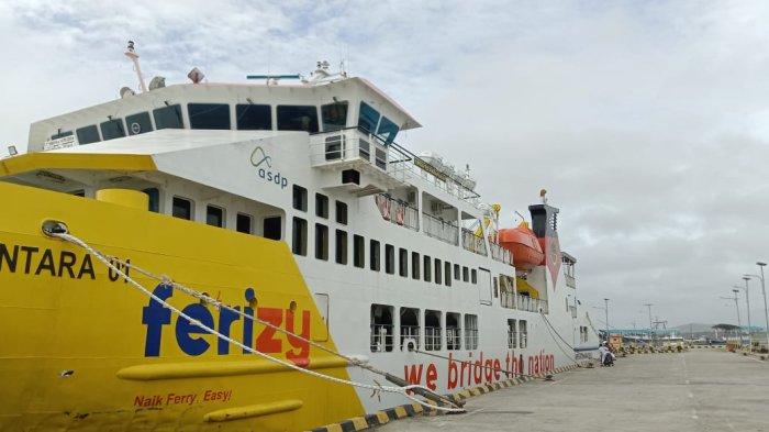 Dampak Cuaca Buruk, Kapal Roro BN 01 Masih Tertahan di Natuna, Kapan Bisa Berangkat?