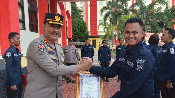 Anggota Polda Kepri Briptu Ronal Maulana Dapat Penghargaan, Sukses 10 Kali WTP