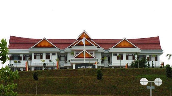 Realisasi belanja APBD 2025 Kabupaten Kuantan Singingi sebesar 52.11 persen jelang akhir tahun.