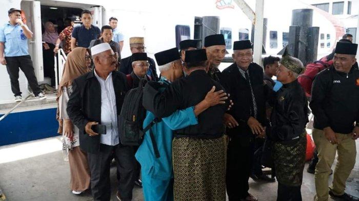 Kafilah Lingga Siap Bersaing di STQH Kepri 2023 di Karimun
