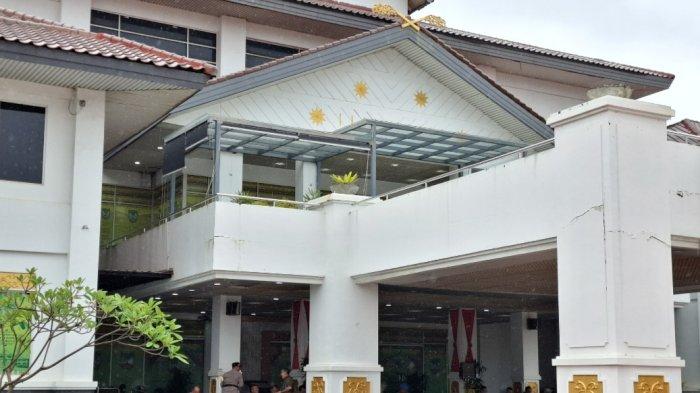 Breaking News, Personel Polisi Siaga Jelang Aksi Demo Mahasiswa di Kantor DPRD Batam