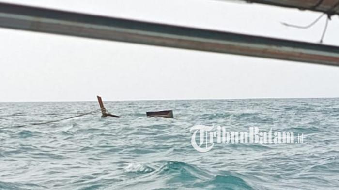 Kapal tenggelam di Berjung Lingga Kepri