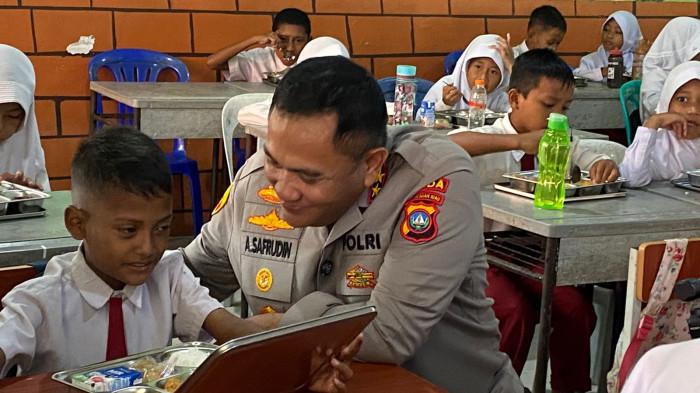 Cek MBG di SDN 001 Nongsa Batam, Kapolda Kepri: Banyak Siswa Berangkat Sekolah Tak Sarapan