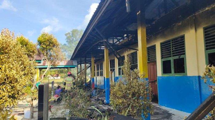 BREAKING NEWS - Kebakaran di Lingga Hanguskan Tiga Kelas dan Gudang SDN 013 Singkep