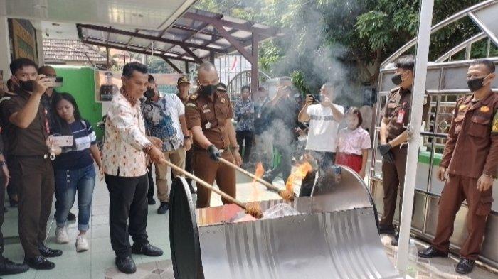Barang Bukti Perkara Asusila Paling Banyak Dimusnahkan Kejari Anambas