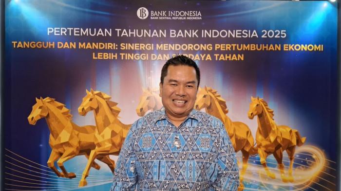 BERI TANGGAPAN - Foto Ketua Apindo Batam, Rafki Rasyid saat ditemui di kegiatan Pertemuan Tahunan Bank Indonesia 2025 di Batam. Rafki beri tanggapan terkait kenaikan harga BBM nonsubsidi