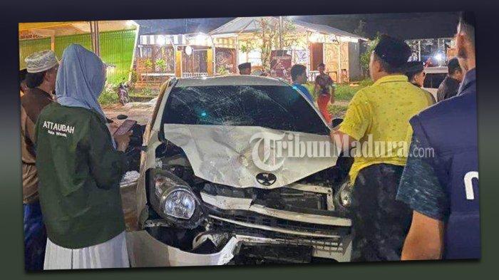 Tabrakan Mobil Ayla vs Sepeda Motor di Sampang, Dua Remaja 15 Tahun Terpental