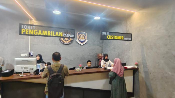 Loket layanan pengurusan dokumen keimigrasian di Pollux Mall Batam Center