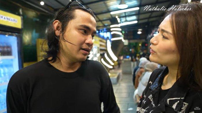 Nathalie Holscher Buat Yogi Ilham Cemburu saat Rangkul Fans Pria