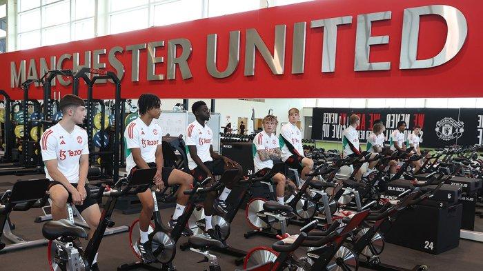 Deal, Glazzer Lepas Manchester United ke Sheikh Jassim Dengan Nilai 6 Miliar Pound