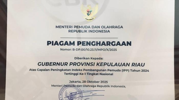 Gubernur Kepri Ansar Ahmad Terima Dua Penghargaan Wirasena 2025 Kemenpora RI