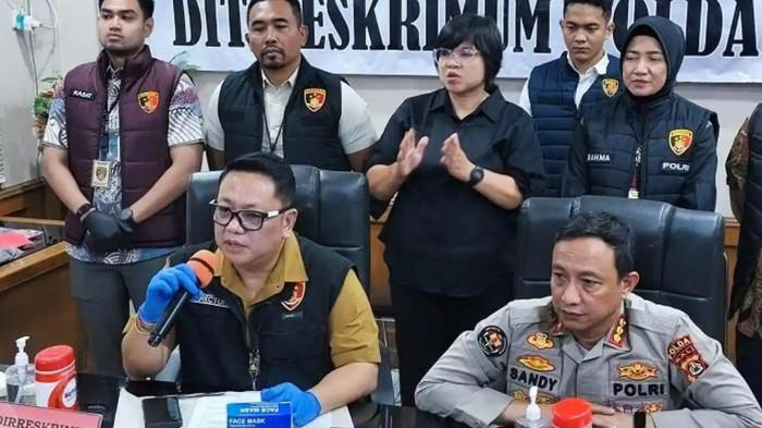 PENJELASAN - Konferensi pers kasus kekerasan seksual di Mapolda Bali.