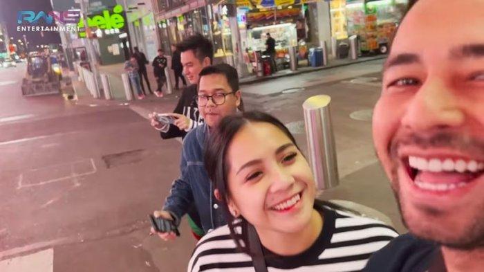 Raffi Ahmad Sebut Nagita Slavina Kampungan saat Kegirangan di Times Square New York