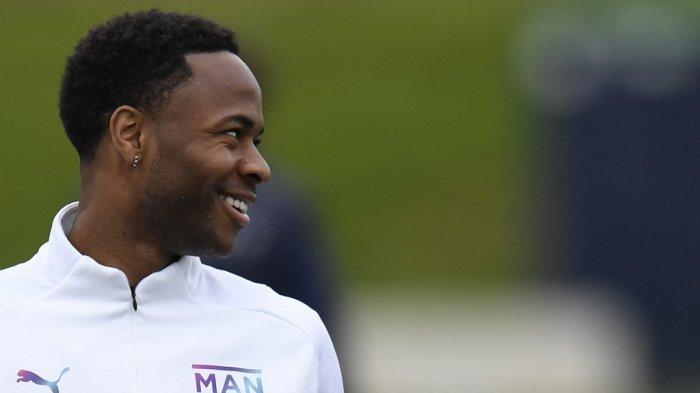 Transfer Chelsea, Selain Raheem Sterling, Chelsea Juga Incar Nathan Ake