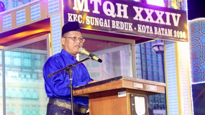 SEKDAKO BATAM - Sekretaris Daerah Kota (Sekdako) Batam, Firmansyah saat memberikan sambutan pada penutupan MTQH yang berlangsung khidmat di Lapangan Usman Harun, Kelurahan Tanjung Piayu, Kecamatan Sei Beduk, Kota Batam, Provinsi Kepri, Senin (2/2/2026) malam. Pemko Batam bakal menyiapkan pos damkar setelah menerima hibah lahan di kawasan industri di Kelurahan Batu Besar, Kecamatan Nongsa.