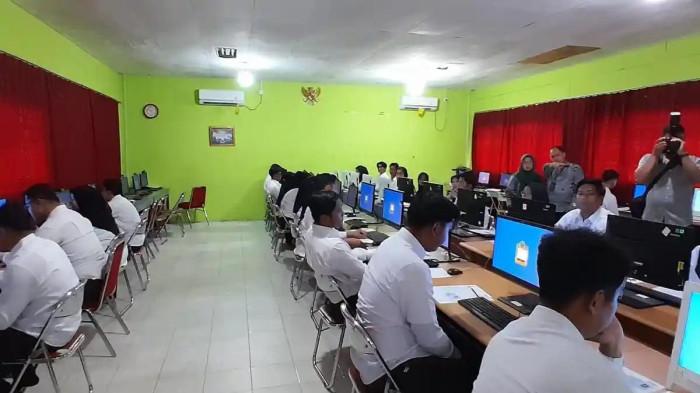 Suasana pelaksanaan seleksi SKD CPNS di lingkungan Pemkab Natuna, Provinsi Kepulauan Riau, pada tahun 2024 lalu. Tahun ini Pemkab Natuna tak buka formasi ASN Baru.