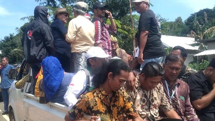 Momen Said Didu, Abraham Samad dkk Keliling Naik Mobil Pikap Warga Rempang Batam