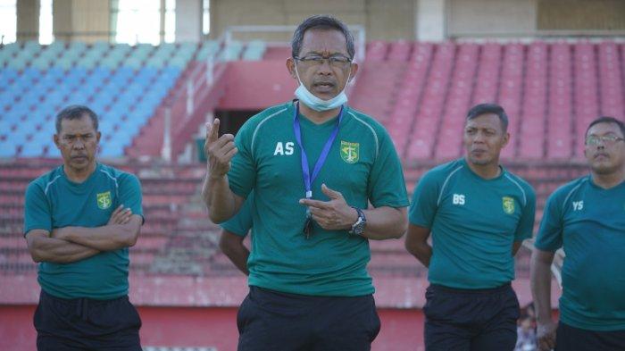 Live Indosiar ! Persebaya vs Persipura, Aji Santoso Usung Misi Kebangkitan Bajul Ijo
